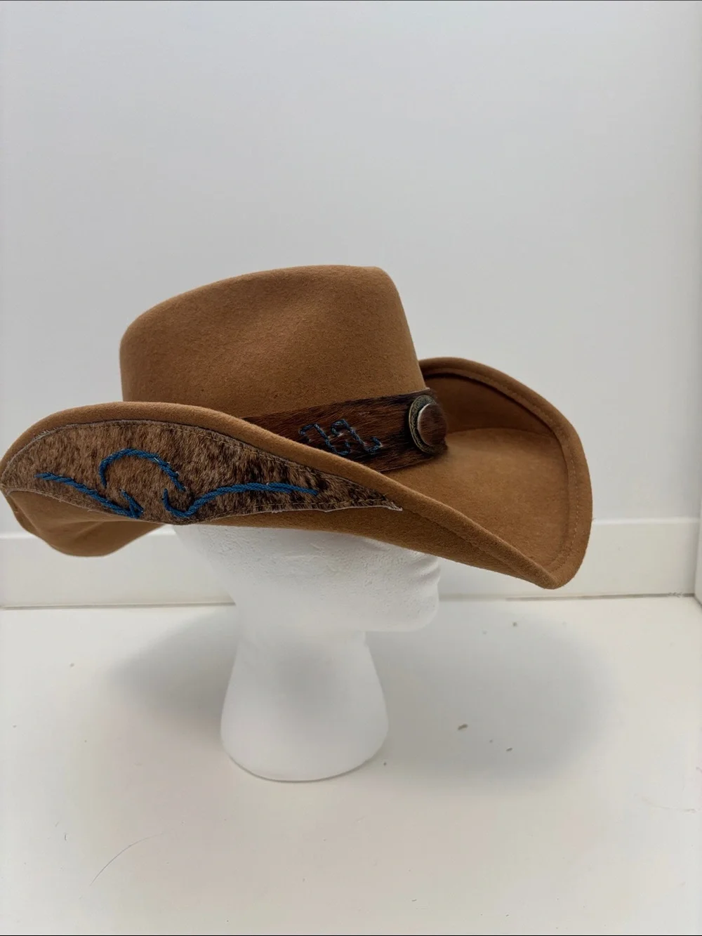 Women's Brown Felt Western Cowboy Hat with Embroidered Trim